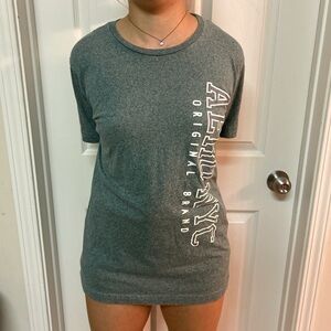 Women’s Aeropostale tee